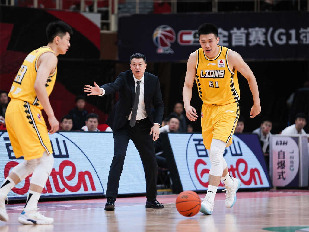 表现出前所 表现出前所